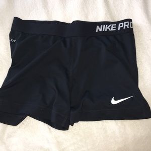 Black Nike Pros